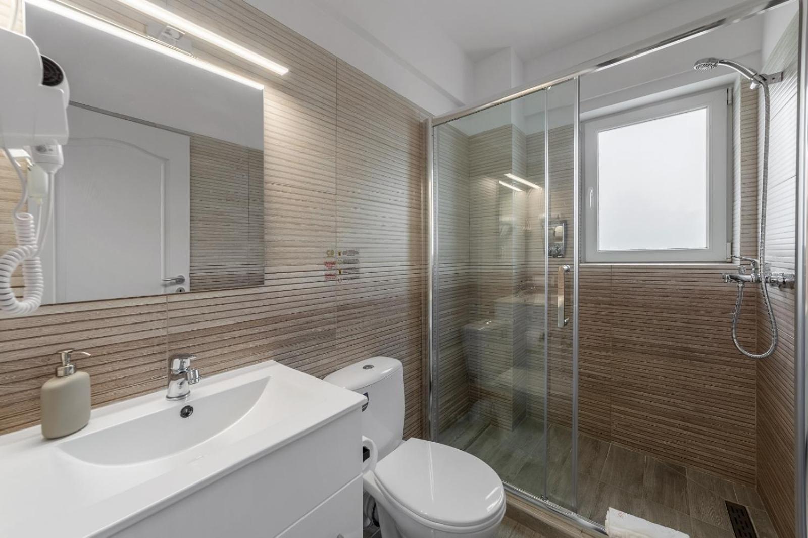 Otopeni Suites By Citybookings Ngoại thất bức ảnh